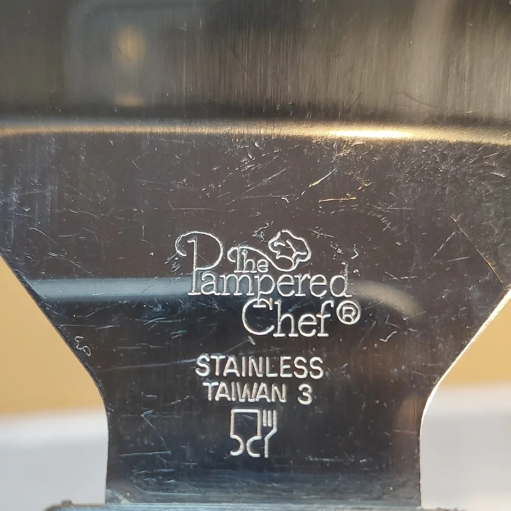 Pampered Chef Slice N Serve without Protective Cover